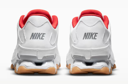 Nike Reax 8 TR White Wolf Red mens