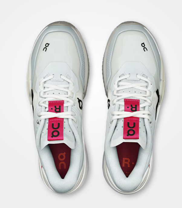 On THE ROGER Pro 2 Tennis Shoes Arctic/Pink