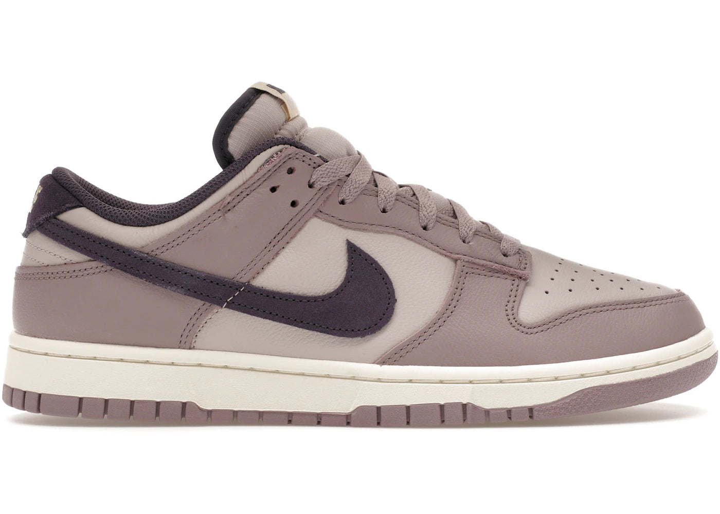 Nike Dunk Low SE Light Violet Ore